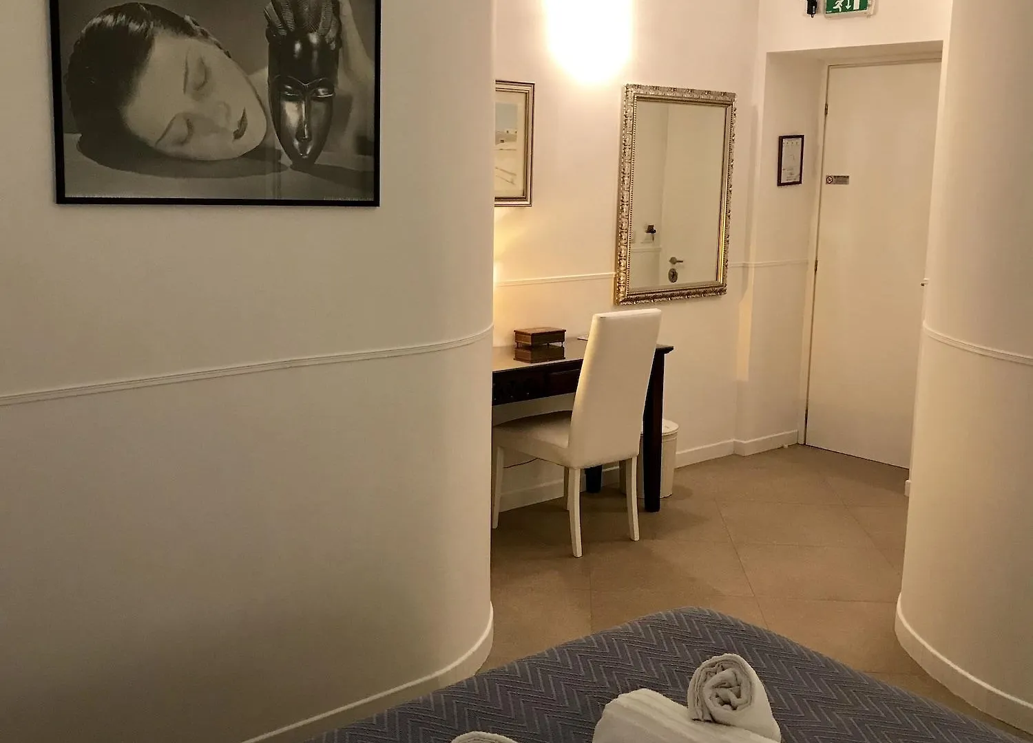 Bless&B G.H. Hotel Rom 0*,  Italien